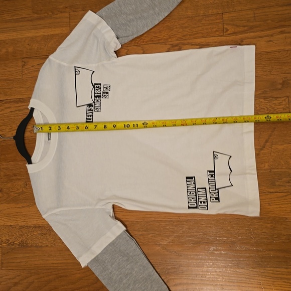 LEVIS SIGNATURE BOYS WHITE & GRAY LONG SLEEVE LAYERED LOOK T-SHIRT SIZE MEDIUM - Picture 11 of 14